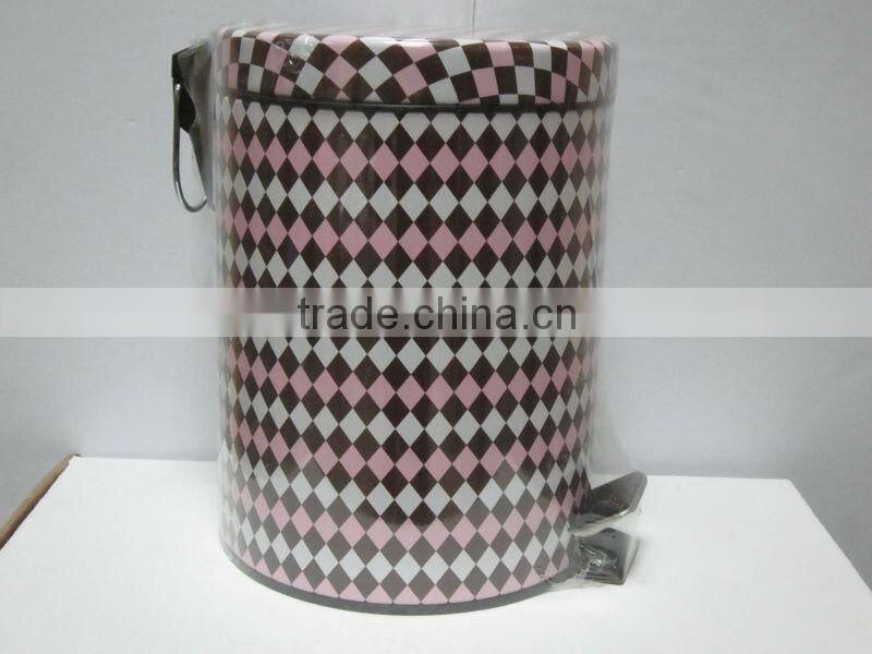 Foot-pedal stainless steel trash bin 7L