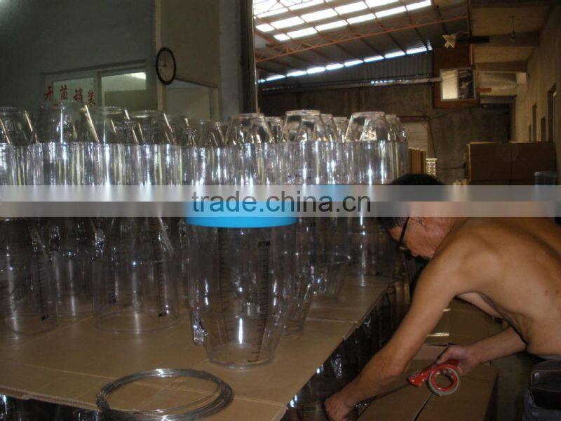 Staineless steel bucket lid with seal for milking machine