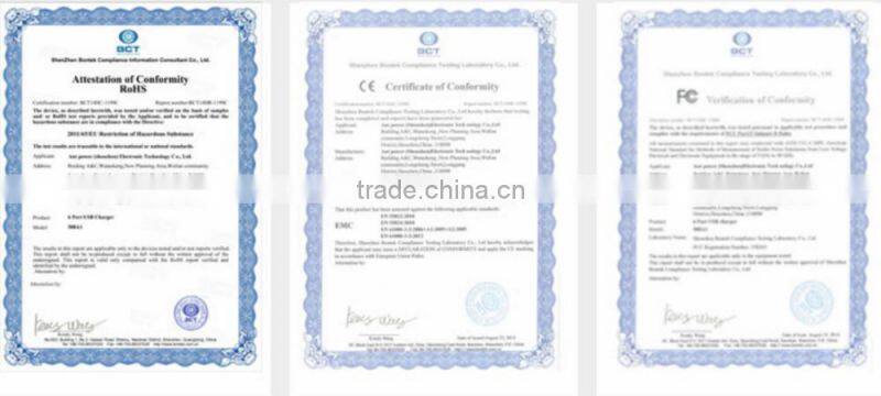 universal travel adapter with usb charger 5v 6.8A for iphone/for ipad