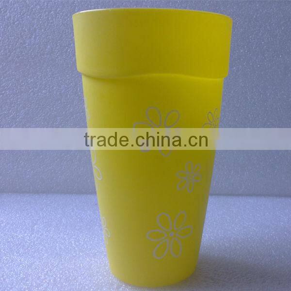 Innovative 450ml/16oz plastic drinking cup with wave shaped edge