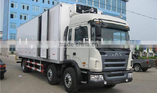6*2 JAC refrigerated box truck for sale,large-capacity refrigerated truck