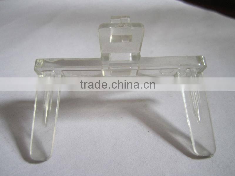 clear plastic injection molding parts supplier