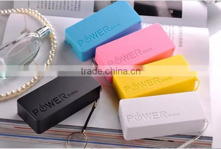 hot selling slim perfume power bank 2600 mah mini universal portable mobile charger