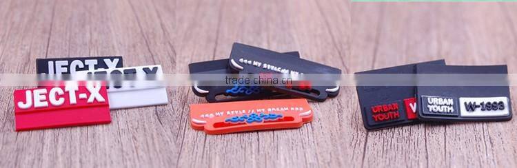 Custom blue embossed clear color sleeve silicone label