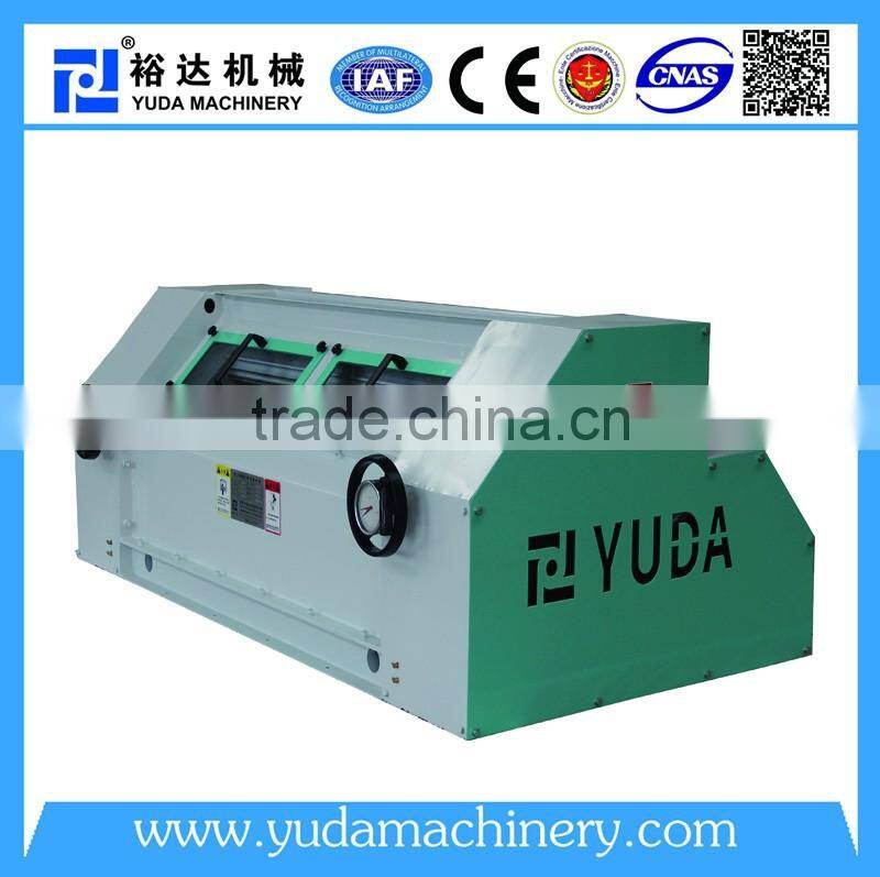 Feed processing baby chicken feed crumbler