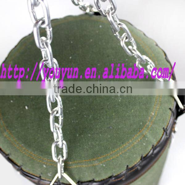 UW custom trendy punching bag for Saers