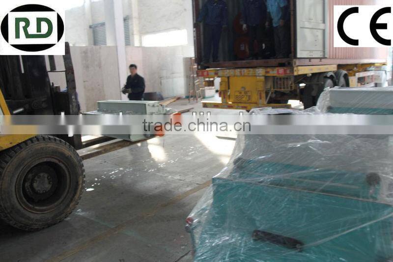 CE/GOST certificate SSLG Series triple roller feed pellet crusher