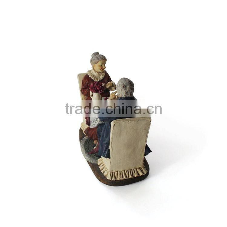Artificial souvenir family couple sculpture