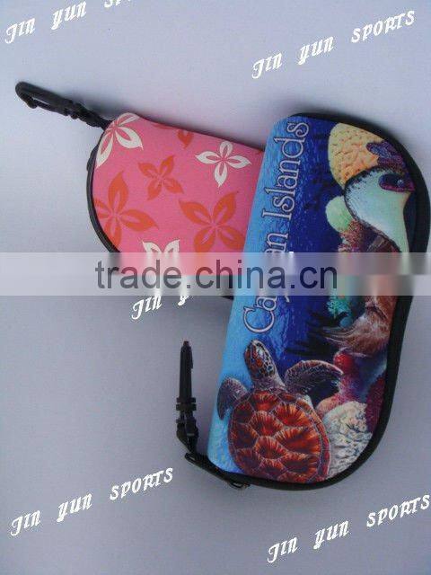 Hot sell! X0717 neoprene Goggles holder with zipper clousure