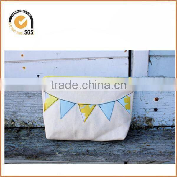 Flag/Bunting Applique Makeup Bag/ Zipper Pouch: Natural Canvas with Yellow and Pink Floral By Chiqun Dongguan CQ-H01081