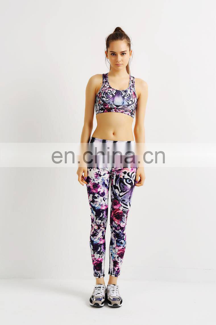 Wholesale New Style Custom Printing Sublimation 4 Needles 6 Thread Women Yoga Set