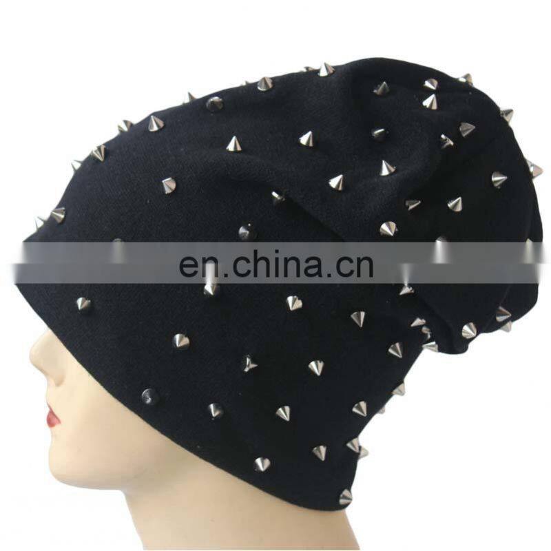 Cheap Wholesale Leather Patch Beanies, Custom Patch Winter Beanies Hat