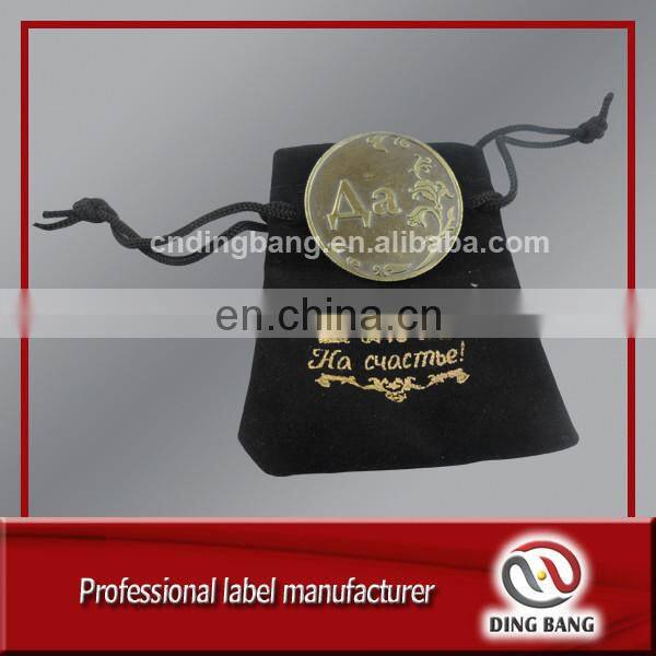 Professional Metal Crafts Factory Gold Stamped Velvet Bag Packaged Custom Souvenir Embossed Logo UAE Style Antique Coin