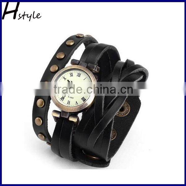 Fashion Rivet Weave Wrap Around Leather Retro quartz Bracelet Woman Wrist Watch Red WP004