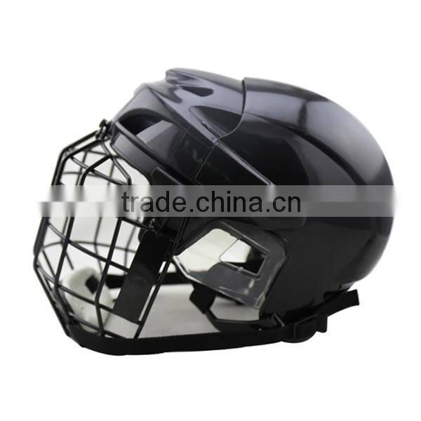 comfort Ice hockey player helmet