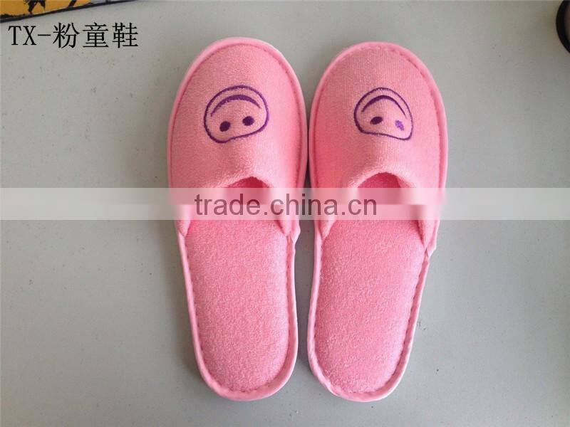 2015 high quality cute cotton cartoon hotel slippers for kids