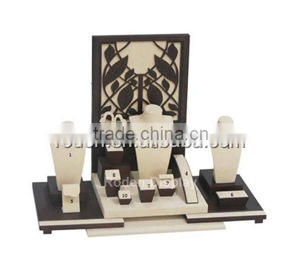 Customized high end polished acrylic luxury wood jewelry displays