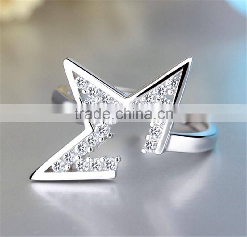 Daihe 925 Sterling Silver Star ring with crystal