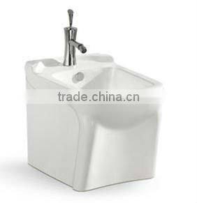 Hot selling SANITARY WARE ceramics bathroom chaozhou Ceramic Bidet TOILET D8208C