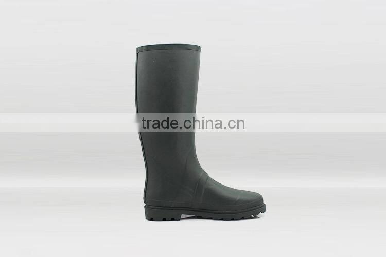Alibaba china 10 Years experience Latest design wellingtons rain boots
