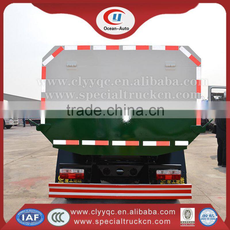 Dongfeng 4*2 mini hook lift system truck