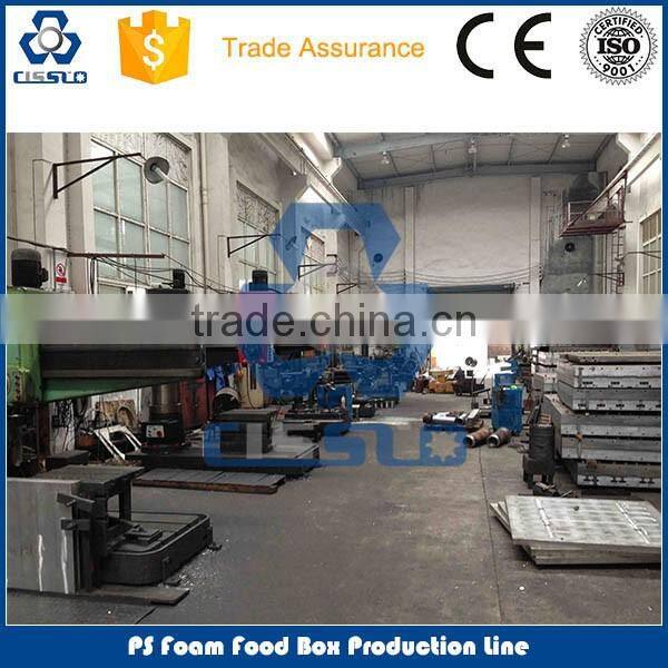 Disposable lunch box making line