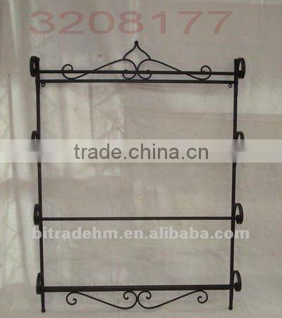 metal standing towel racks