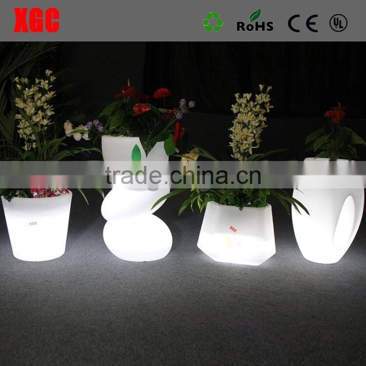 Illuminated indoor square planter flower pots with RGB led lights GD115