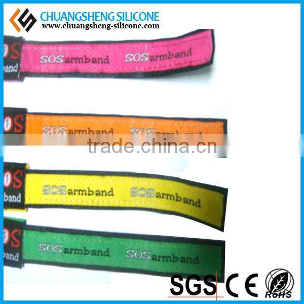 2015 Unique nylon fabric id sos bracelet