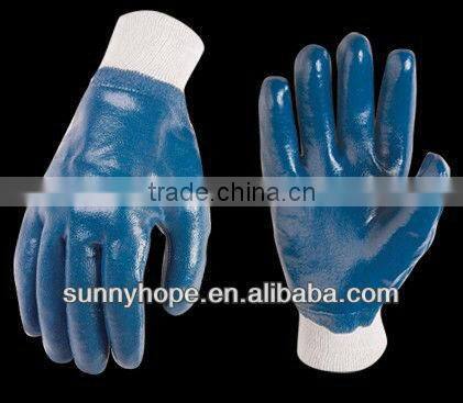 Oil Resistant Nitrile coated protective glove