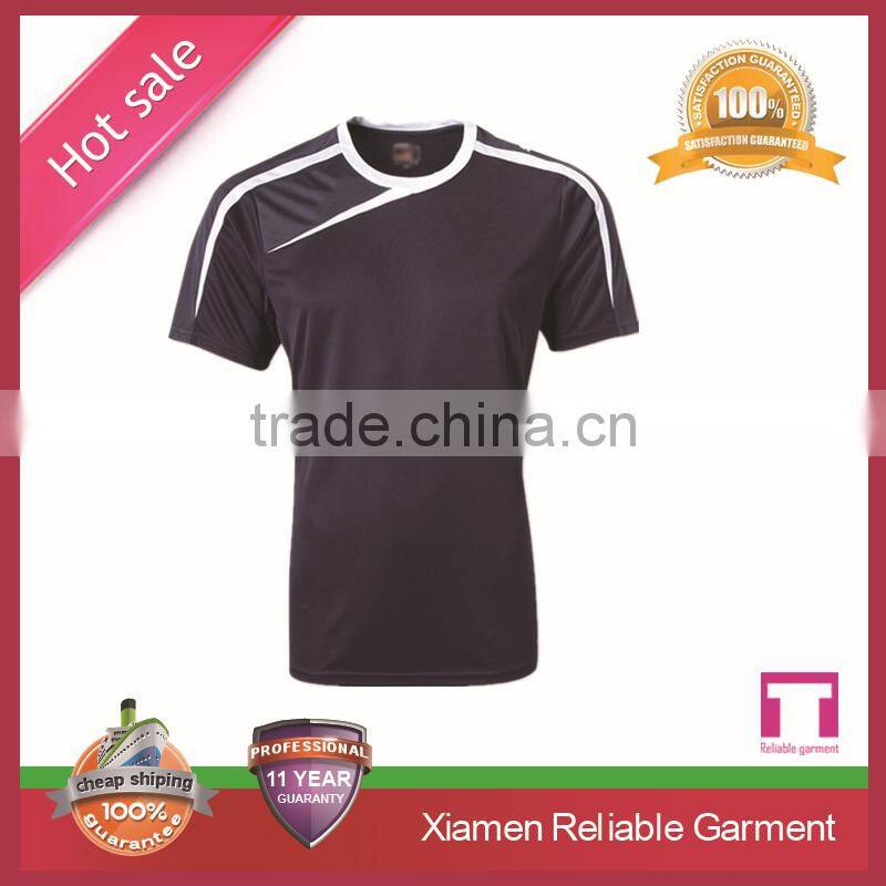 New arrival fashionable custom no logo black and white soccer jersey OEM