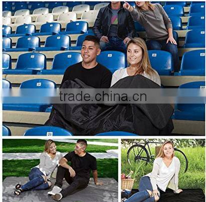 Promotional waterproof outdoor picnic travel blanket with handle/pillow blanket