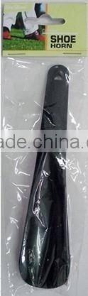 Short handling poly bag package black plastic shoe horn