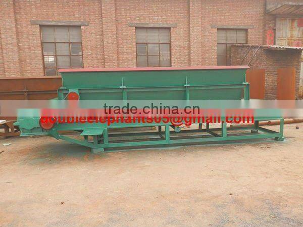 Non-vacuum clay brick extruder