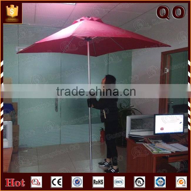 ooutdoor use red fabric material wooden beach umbrella with logo
