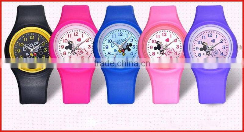 Communication with kids cell phone watch