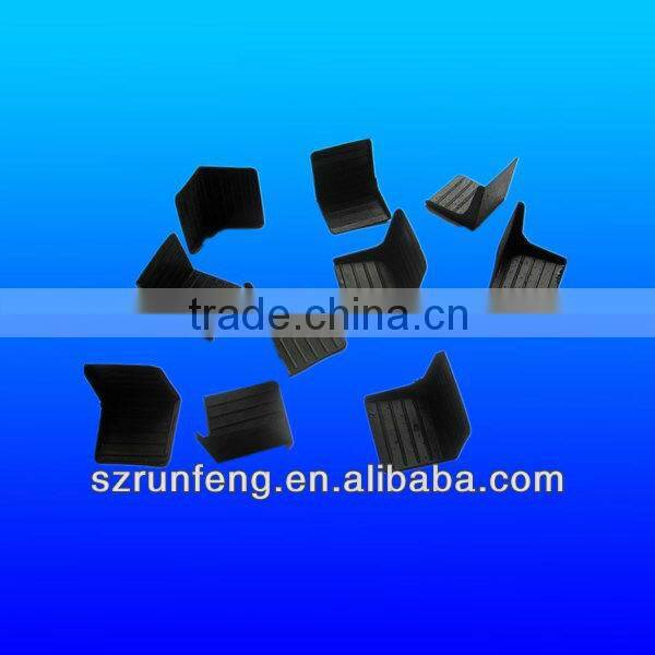 Plastic corner protector