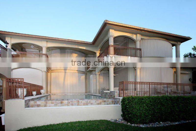 Aluminium accordion shutter