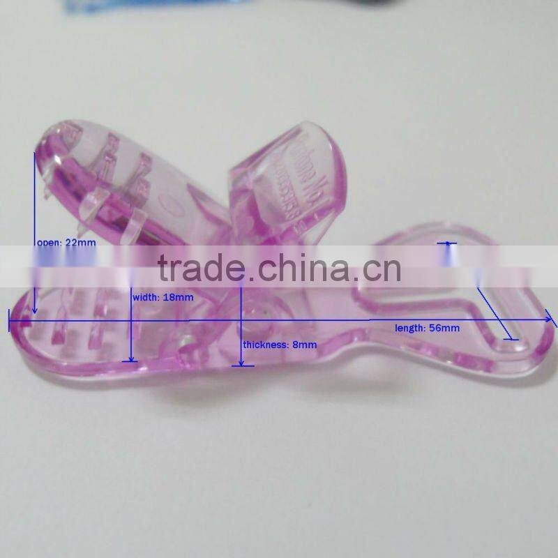 Beautiful Rigid Large Plastic Pacifier Clip for Baby's Safe Use