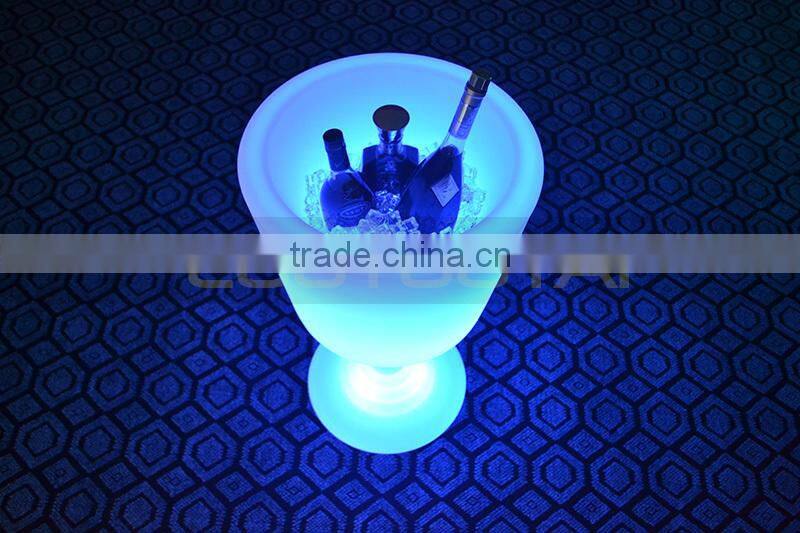 New Design wineglass shape Plastic Luminous Led Ice Bucket/Bar Wine Ice Bucket