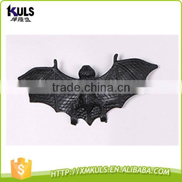Black plastic bat a Halloween party decoration plastic insect toy