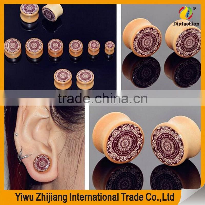 Longbeauty Pair Vintage Brown Natural Wood Hollow Tunnels Ear Plugs Stretcher Gauges
