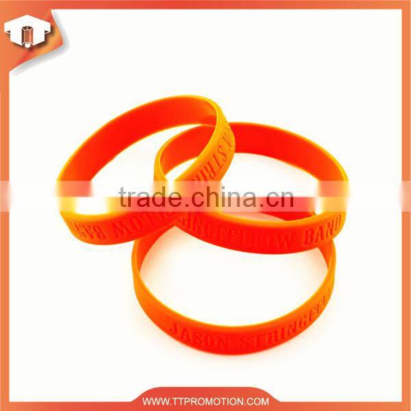 Promotional high quality silicone wristband key holder with logo