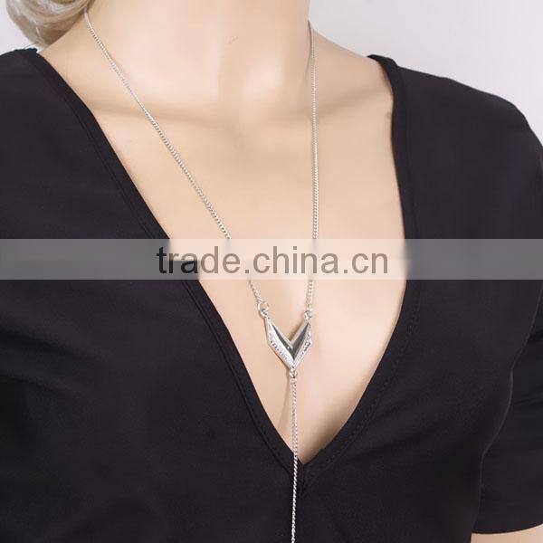 2015 New products metal V of carve patterns or designs on woodwork Women's summer body chains