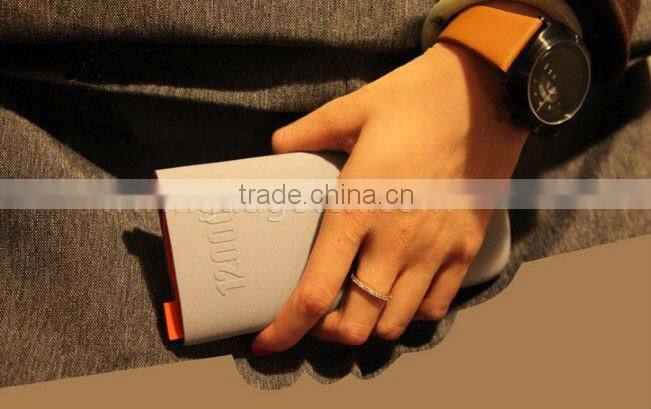 Hot Sell input 2.1A super fast mobile phone charger 12000mah