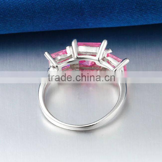 2014 Fashion Pink CZ Stone Inlay In Copper Alloy Ring