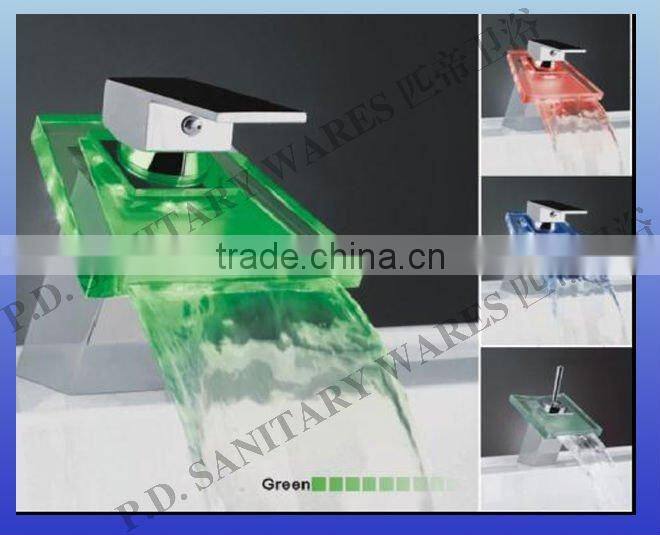Single LED glass faucet