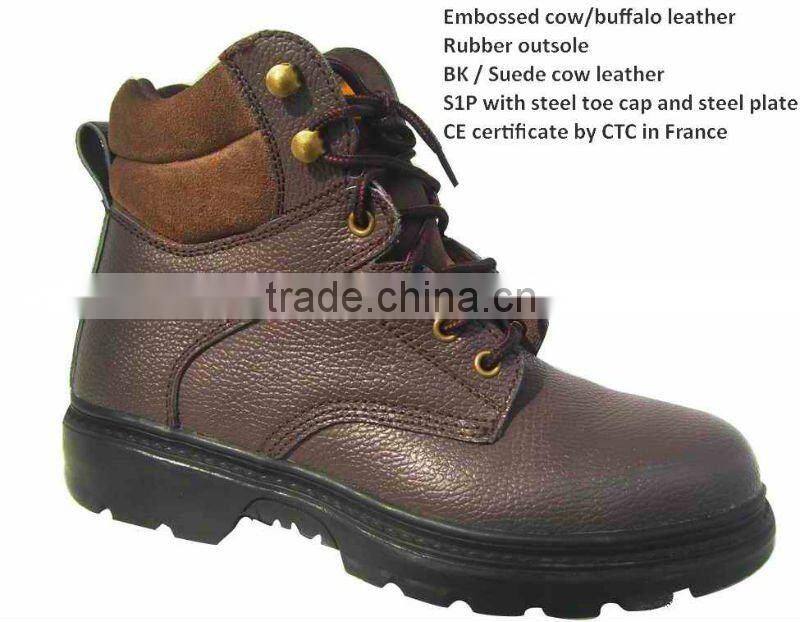 Rubber sole safety shoe