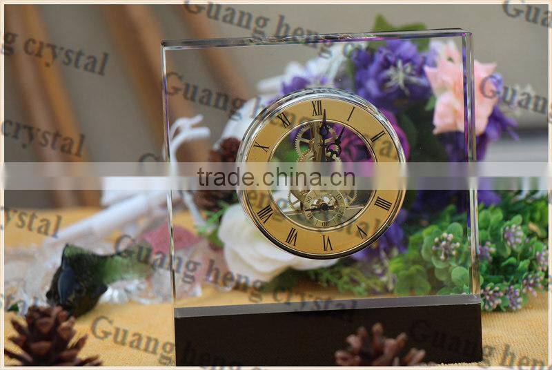 2015 New Design Crystal Desk Clock