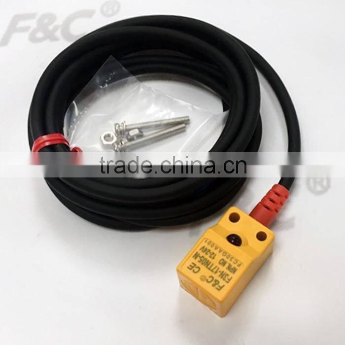 5mm detection distance NPN DC 10-30V proximity sensor